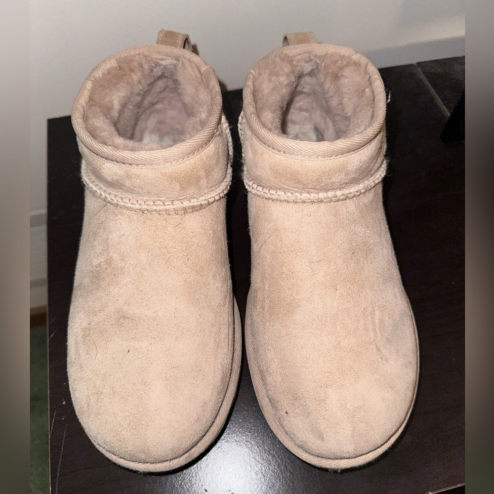 UGG Classic Ultra Mini Boot